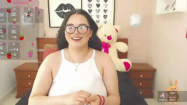 Snapshot of miss_linda_ chatting on 02-07-25, 08:10 miss linda online show from 02-07-25, 08:10