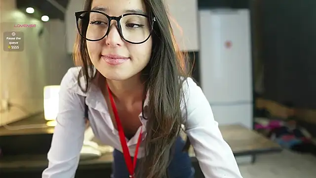 Snapshot of mary_shiota chatting on 12-21-24, 04:52 mary shiota online show from 12-21-24, 04:52