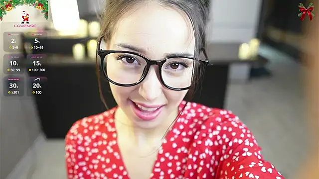 Snapshot of mary_shiota chatting on 12-25-24, 06:52 mary shiota online show from 12-25-24, 06:52