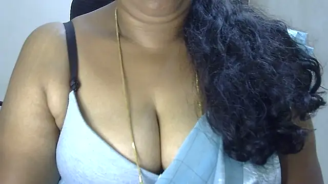 Snapshot of Nithya_forever chatting on 12-22-24, 08:58 Nithya forever online show from 12-22-24, 08:58