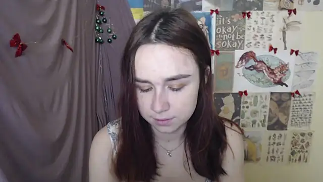 VeryVeryVeryShy  online show from 12-23-25, 09:29