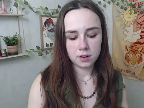 VeryVeryVeryShy  online show from 04-22-26, 05:47