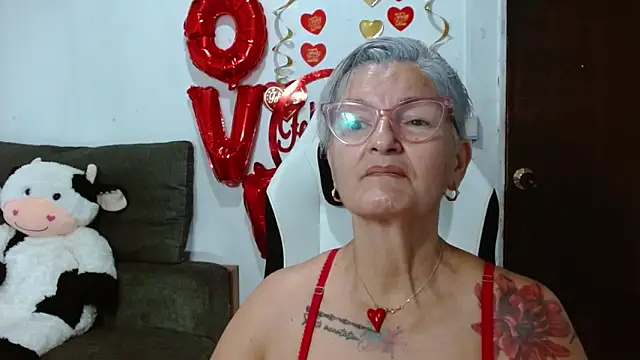 bety-cum2 online show from 02-15-26, 11:19