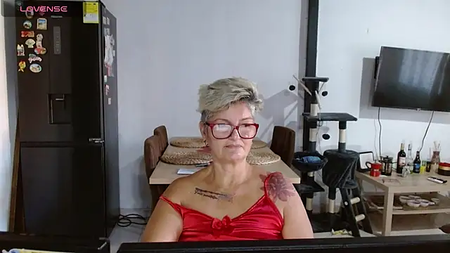 bety-cum2 online show from 06-16-26, 11:57