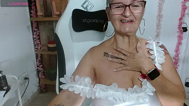 bety-cum2 online show from 07-27-26, 12:01