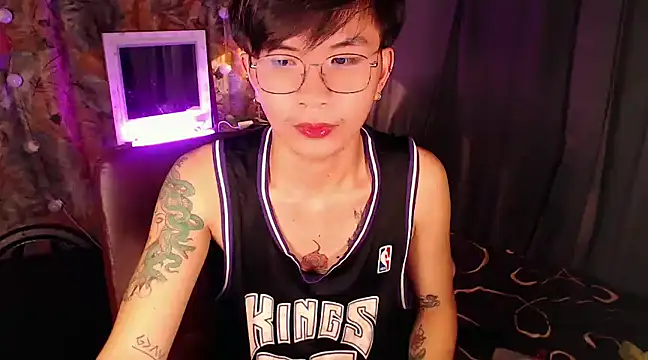 Sexy Handsome Drex online show from 12-03-24, 08:27