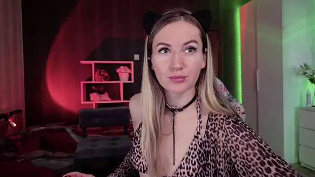 Hello Lisha online show from 10-31-25, 08:15