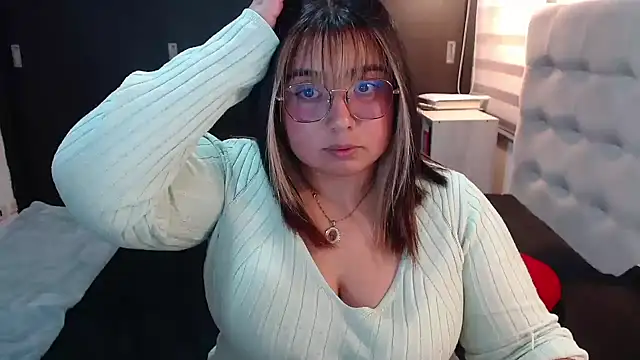 yini angel online show from 06-14-26, 10:56