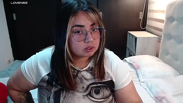 yini angel online show from 07-07-26, 06:47