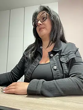 SWEETLILY18 online show from 02-19-25, 11:28