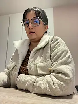 SWEETLILY18 online show from 03-05-25, 11:28