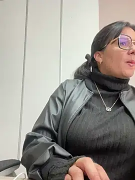 SWEETLILY18 online show from 03-20-25, 02:21