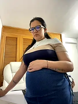 SWEETLILY18 online show from 10-15-25, 10:54