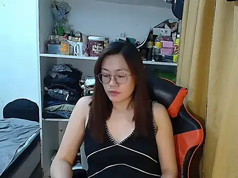 crizzybel online show from 04-26-26, 05:43