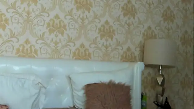 Snapshot of GiannaElliss chatting on 01-20-25, 07:15 GiannaElliss online show from 01-20-25, 07:15