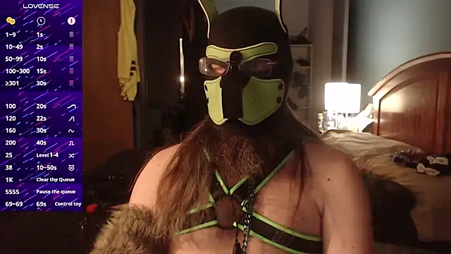 Snapshot of kinkywolf429 chatting on 10-31-25, 06:03 kinkywolf429 online show from 10-31-25, 06:03