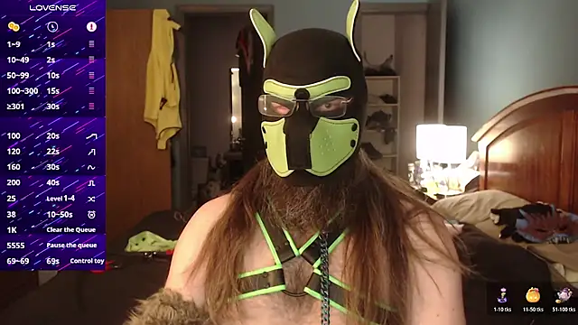 Snapshot of kinkywolf429 chatting on 11-18-25, 05:17 kinkywolf429 online show from 11-18-25, 05:17