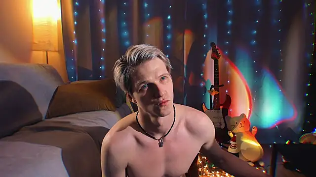 Breston Sweet online show from 12-20-25, 04:14