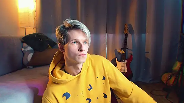 Breston Sweet online show from 02-17-26, 02:13