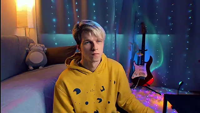 Breston Sweet online show from 03-17-26, 08:28