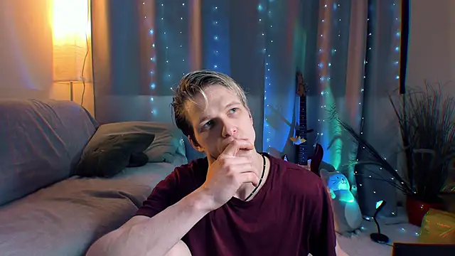 Breston Sweet online show from 04-05-26, 05:15