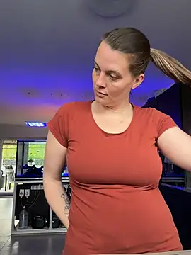 newMichelle online show from 04-23-26, 06:14