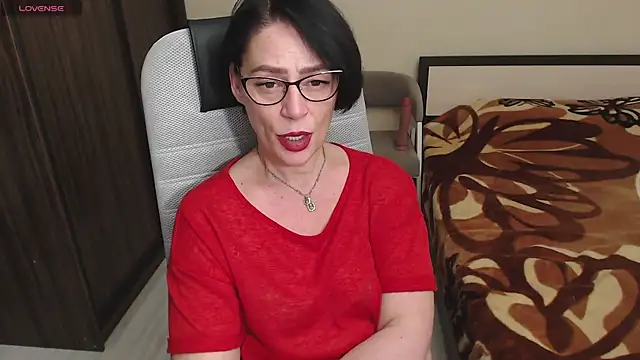 Snapshot of BelovedLady chatting on 02-02-25, 08:57 BelovedLady online show from 02-02-25, 08:57