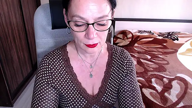 Snapshot of BelovedLady chatting on 03-08-25, 05:07 BelovedLady online show from 03-08-25, 05:07