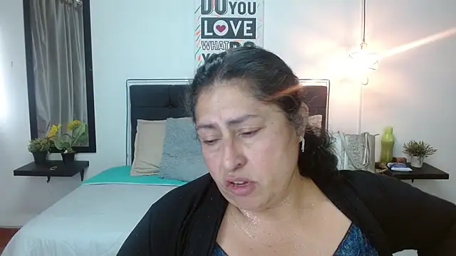 Keyla01  online show from 10-31-25, 02:40