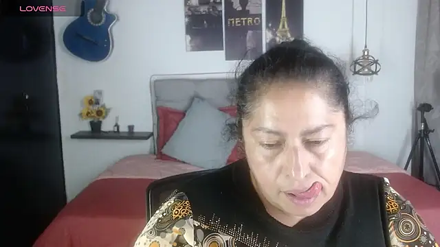 Snapshot of Keyla01_ chatting on 07-14-26, 06:02 Keyla01 online show from 07-14-26, 06:02