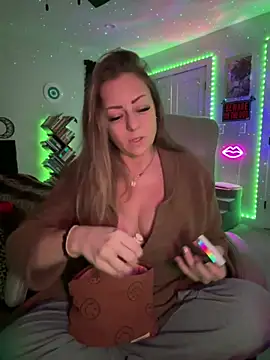 sage love online show from 12-29-24, 01:56