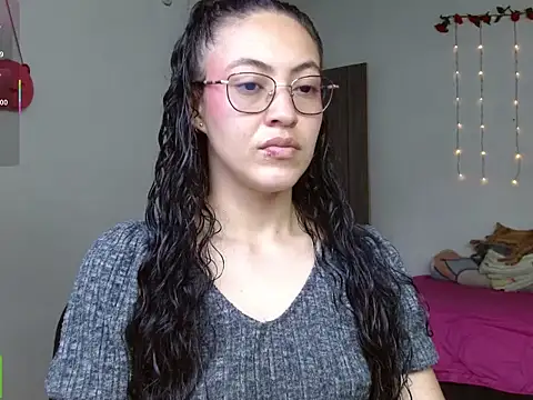 Snapshot of Olivia_Bright chatting on 03-02-26, 07:10 Olivia Bright online show from 03-02-26, 07:10