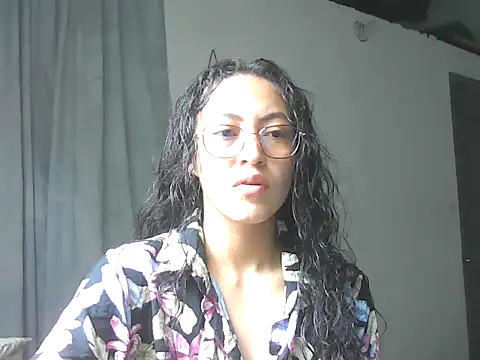 Olivia Bright online show from 03-19-26, 04:00