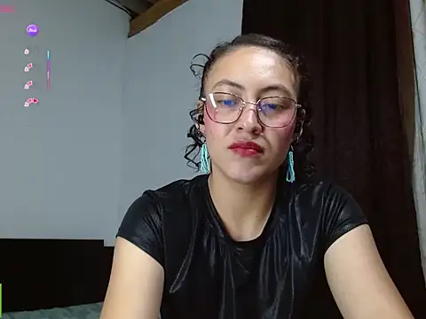 Olivia Bright online show from 04-20-26, 01:41