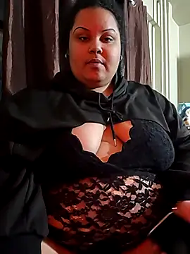 Snapshot of MissMazi chatting on 11-30-25, 08:07 MissMazi online show from 11-30-25, 08:07