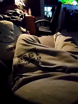 Snapshot of anonymus9006 chatting on 03-11-25, 04:40 anonymus9006 online show from 03-11-25, 04:40