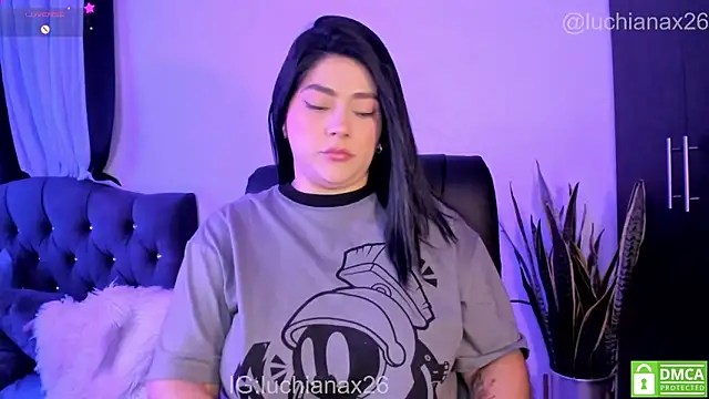 lucy26  online show from 04-23-26, 03:30