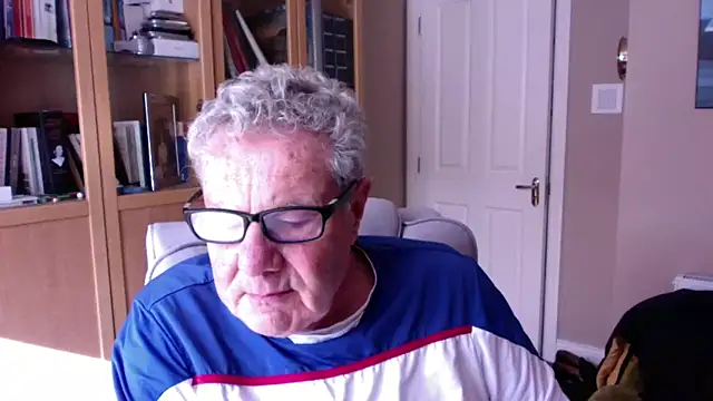 Oldpistolpete online show from 04-24-26, 04:20