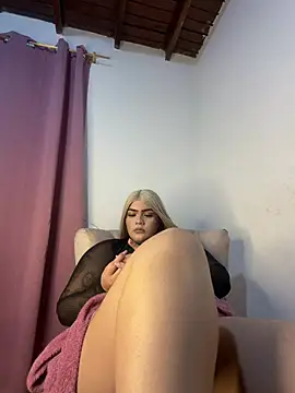 Snapshot of sweet_dalila chatting on 05-03-26, 06:52 sweet dalila online show from 05-03-26, 06:52