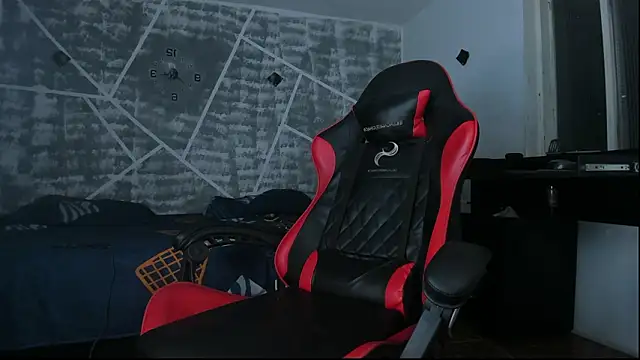 leonidas 18k online show from 02-04-26, 10:15