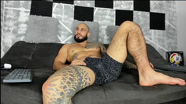 leonidas 18k online show from 06-10-26, 03:29
