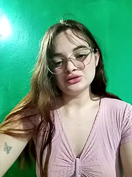 Snapshot of Emmacut chatting on 11-27-25, 09:28 Emmacut online show from 11-27-25, 09:28