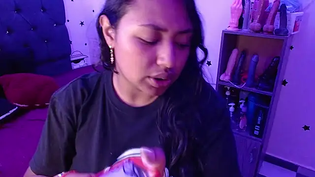 Snapshot of tatiana_wd chatting on 01-25-25, 02:15 tatiana wd online show from 01-25-25, 02:15