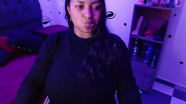 Snapshot of tatiana_wd chatting on 01-29-25, 01:58 tatiana wd online show from 01-29-25, 01:58
