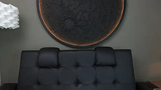 miss vaiolette online show from 10-20-25, 11:10