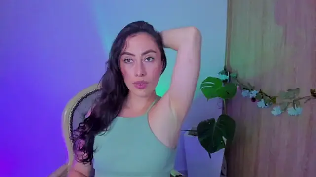 Snapshot of Amatiista chatting on 06-19-26, 03:55 Amatiista online show from 06-19-26, 03:55