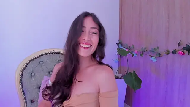 Snapshot of Amatiista chatting on 07-16-26, 06:03 Amatiista online show from 07-16-26, 06:03