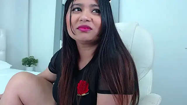 annylouis online show from 02-18-25, 04:48