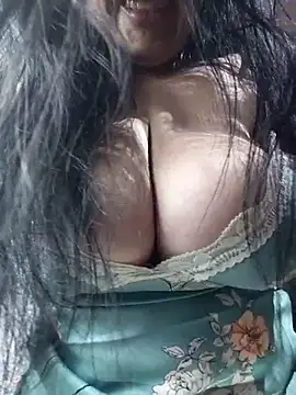 kittyhotass1 online show from 05-05-26, 09:17