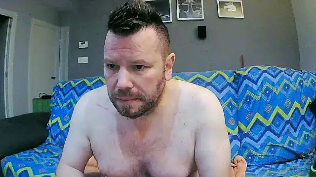 Snapshot of txan9876 chatting on 10-08-25, 05:16 txan9876 online show from 10-08-25, 05:16